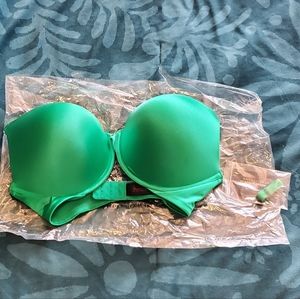 Frederick's of Hollywood Bra